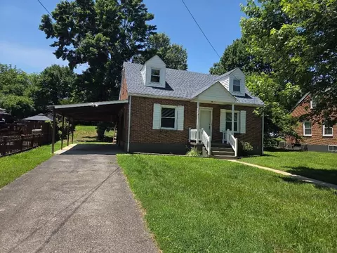 150 Fort Lewis Blvd, Salem, VA 24153