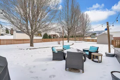 Exterior - 148 Eagle Rdg, Roanoke, VA 24012 photo 7 of 24