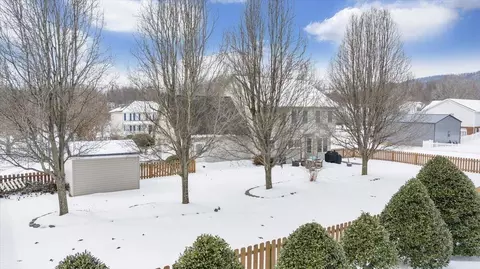 Exterior - 148 Eagle Rdg, Roanoke, VA 24012 photo 23 of 24