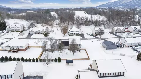 View/Area - 148 Eagle Rdg, Roanoke, VA 24012 photo 5 of 18