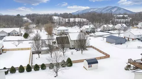 View/Area - 148 Eagle Rdg, Roanoke, VA 24012 photo 1 of 18