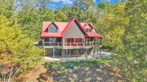 1121 Buck Tail Ct, Pittsville, VA 24139