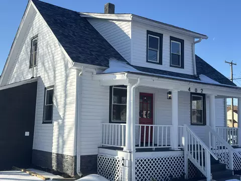 402 7th St, Salem, VA 24153