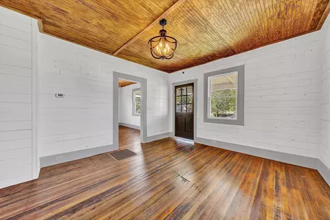 Other - 402 7th St, Salem, VA 24153 photo 2 of 5