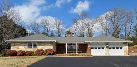 150 Wescott Rd, Rocky Mount, VA 24151