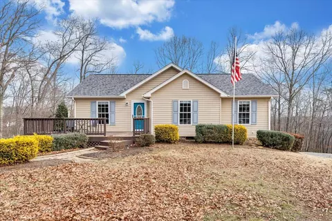 97 Lakewood Acres Dr, Hardy, VA 24101