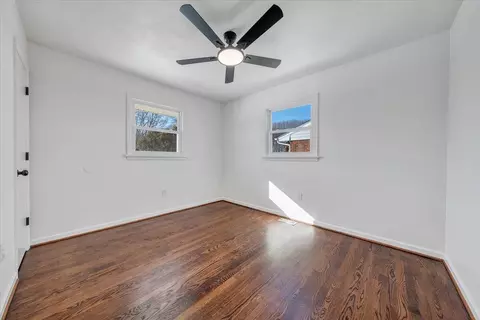 Bedroom - 1631 Eanes Rd, Roanoke, VA 24014 photo 1 of 6