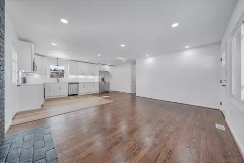 Living - 1631 Eanes Rd, Roanoke, VA 24014 photo 5 of 5