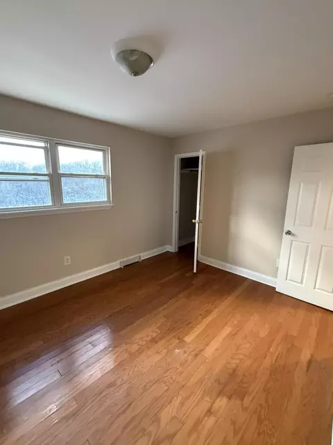 Bedroom - 1608 Eastern Ave NE, Roanoke, VA 24012 photo 5 of 10