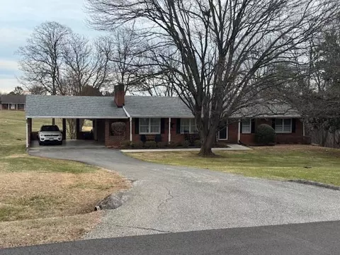 1712 Grandview Rd, Bedford, VA 24523