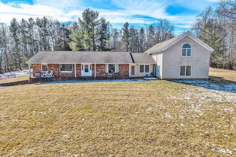 226 Magnolia Ln, Callaway, VA 24067