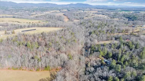 376 Bentwood Ln, Boones Mill, VA 24065