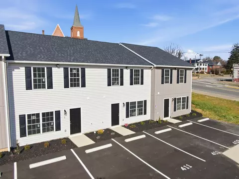 415 N Washington Ave, Pulaski, VA 24301
