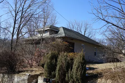 2230 Overlook Rd NE, Roanoke, VA 24012
