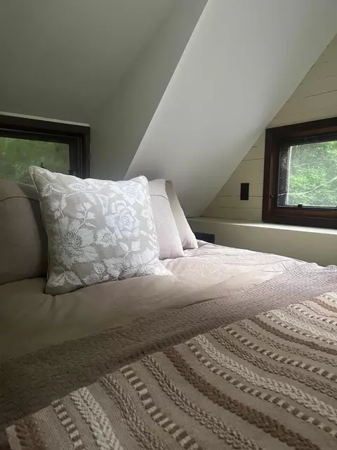 Bedroom - 9737 Pine Forest Rd NE, Floyd, VA 24091 photo 1 of 2