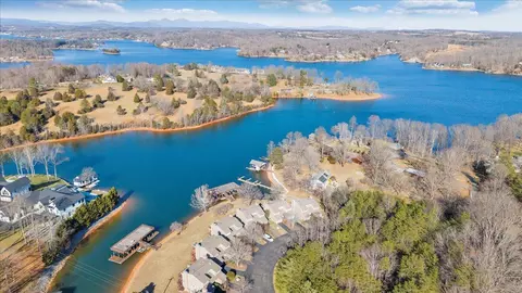 View/Area - 287 Waterside Dr, Moneta, VA 24121 photo 5 of 15