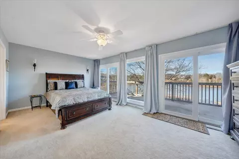 Bedroom - 287 Waterside Dr, Moneta, VA 24121 photo 2 of 4