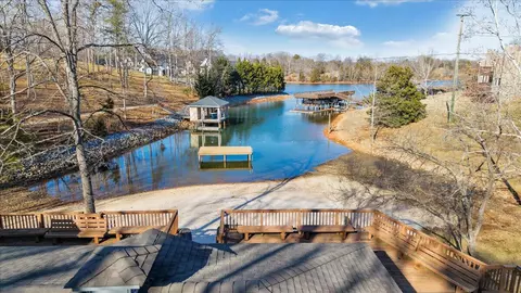 View/Area - 287 Waterside Dr, Moneta, VA 24121 photo 15 of 15