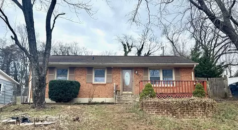 3809 Woodleigh Rd NW, Roanoke, VA 24017