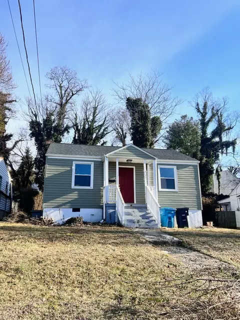 2402 Winthrop Ave SW, Roanoke, VA 24015