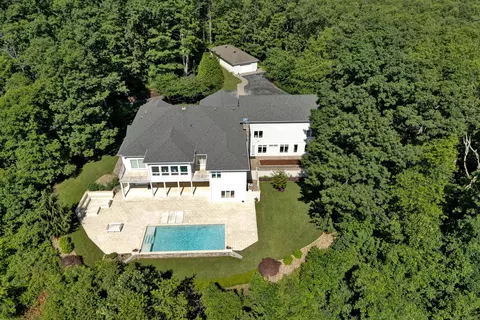 10947 Bottom Creek Rd, Bent Mountain, VA 24059