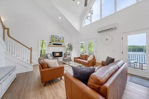 Living - 1373 Thomason Ln, Goodview, VA 24095 photo 1 of 6