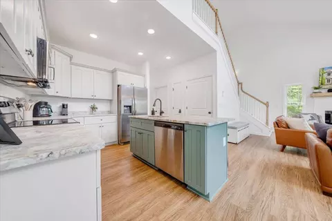 Kitchen - 1373 Thomason Ln, Goodview, VA 24095 photo 5 of 7