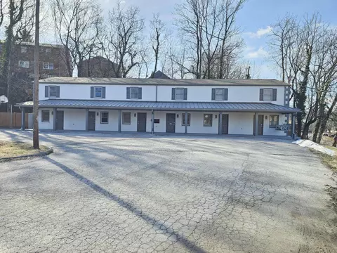 1622 Roanoke Ave SW, Roanoke, VA 24015