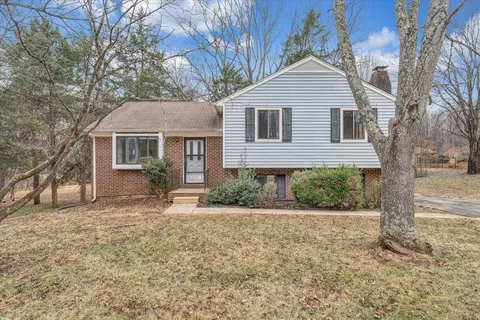 307 Forest Dale Dr, Forest, VA 24551