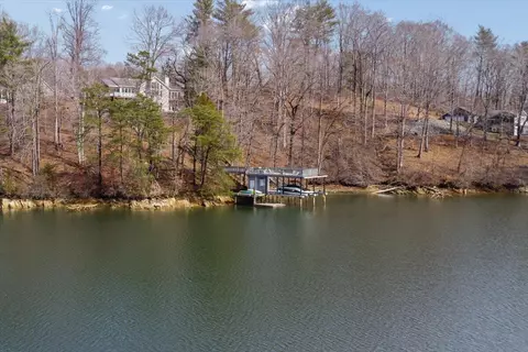 View/Area - 1429 Longview Estates Dr, Goodview, VA 24095 photo 5 of 8
