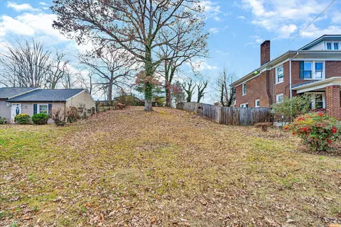 2126 Colgate St NE, Roanoke, VA 24012