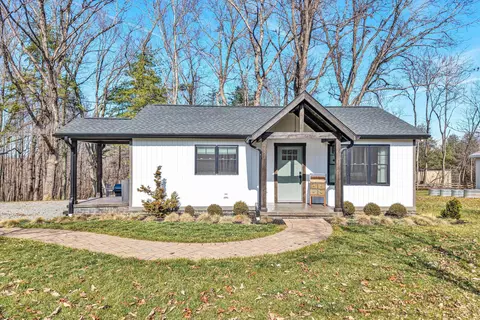 1990 Edwardsville Rd, Hardy, VA 24101