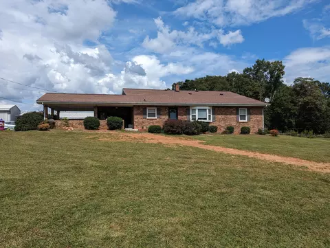 1715 Ball Park Rd, Rocky Mount, VA 24151