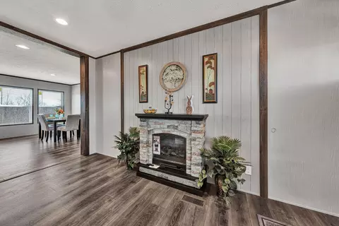 2206 Lipscomb Rd, Moneta, VA 24121 photo 7