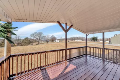 2206 Lipscomb Rd, Moneta, VA 24121 photo 5