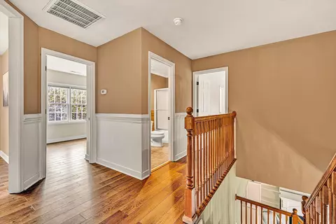 Entry Way - 116 Dustys Rd, Covington, VA 24426 photo 8 of 9