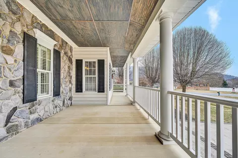 Exterior - 116 Dustys Rd, Covington, VA 24426 photo 6 of 11