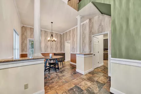 Entry Way - 116 Dustys Rd, Covington, VA 24426 photo 2 of 9