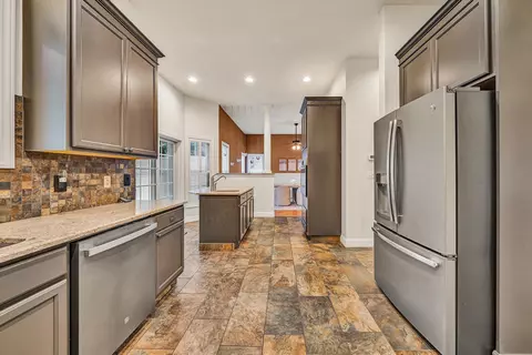 Kitchen - 116 Dustys Rd, Covington, VA 24426 photo 2 of 5