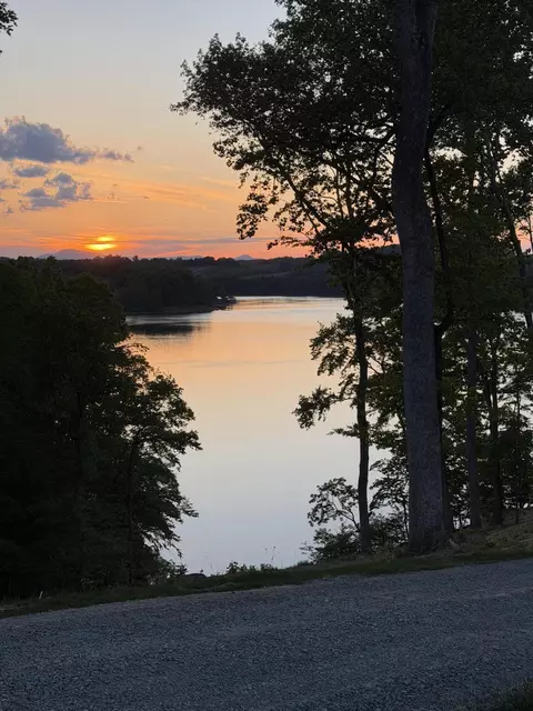 lot22 Cliffs Dr, Union Hall, VA 24176