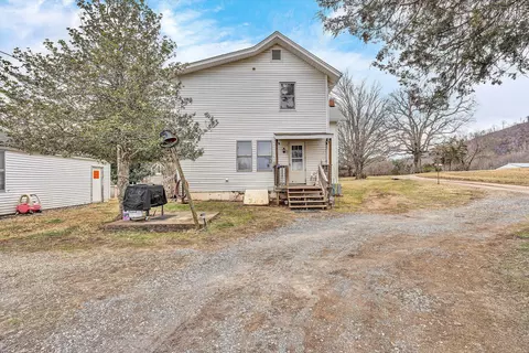 Exterior - 1045 Emerald Dr, Goodview, VA 24095 photo 7 of 11