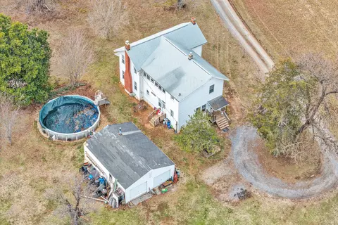View/Area - 1045 Emerald Dr, Goodview, VA 24095 photo 4 of 10