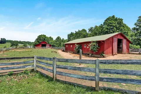 2446 Deer Run Rd, Ferrum, VA 24088 photo 8