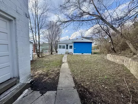 Exterior - 319 E Hazel St, Covington, VA 24426 photo 5 of 7