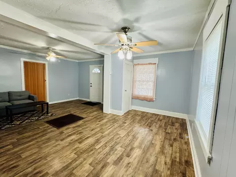 Living - 319 E Hazel St, Covington, VA 24426 photo 4 of 4