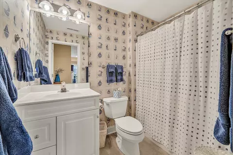Bath - 115 Sconset Dr, Penhook, VA 24137 photo 7 of 7