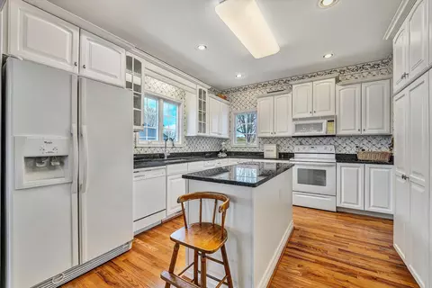 Kitchen - 115 Sconset Dr, Penhook, VA 24137 photo 1 of 6