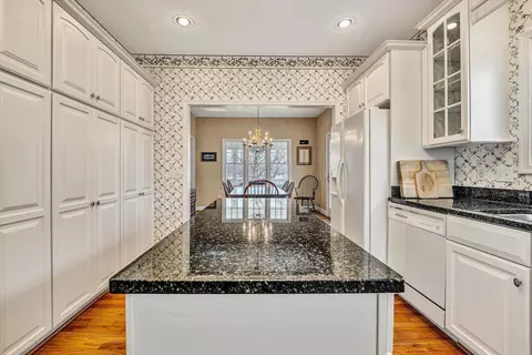 Kitchen - 115 Sconset Dr, Penhook, VA 24137 photo 4 of 6