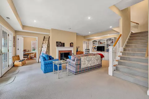 Living - 115 Sconset Dr, Penhook, VA 24137 photo 5 of 6