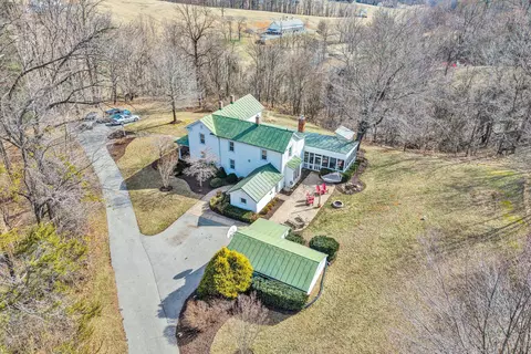 8340 Poplar Springs Ln, Roanoke, VA 24018